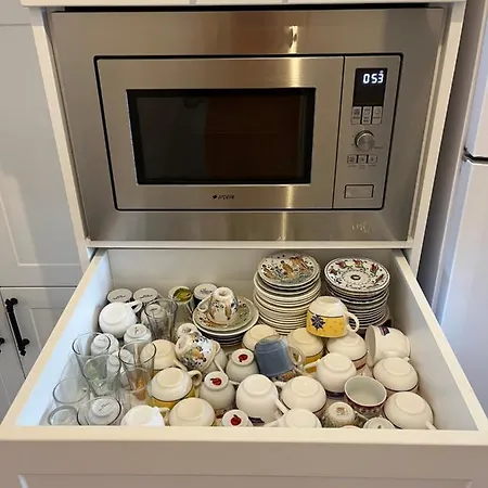 شقة Centrally Located, 2+1 House In Taksim, Cihangir *