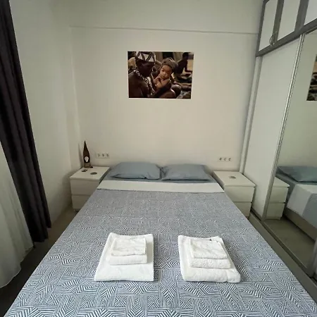 شقة Centrally Located, 2+1 House In Taksim, Cihangir *