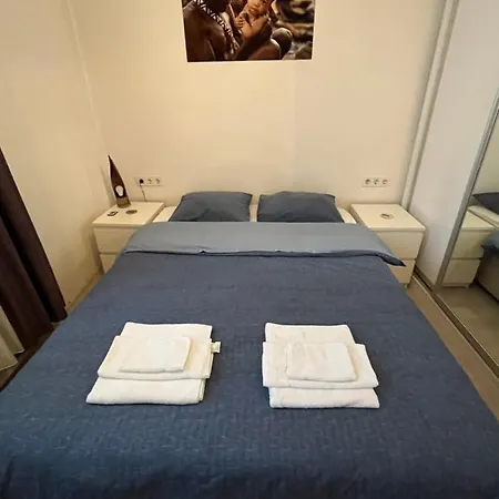 Centrally Located, 2+1 House In Taksim, Cihangir * Κωνσταντινούπολη