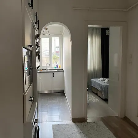 Centrally Located, 2+1 House In Taksim, Cihangir