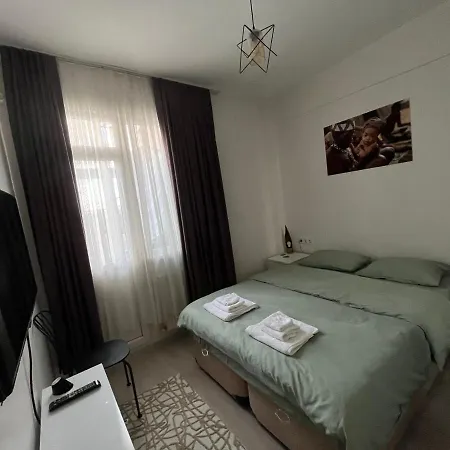 Centrally Located, 2+1 House In Taksim, Cihangir Apartment